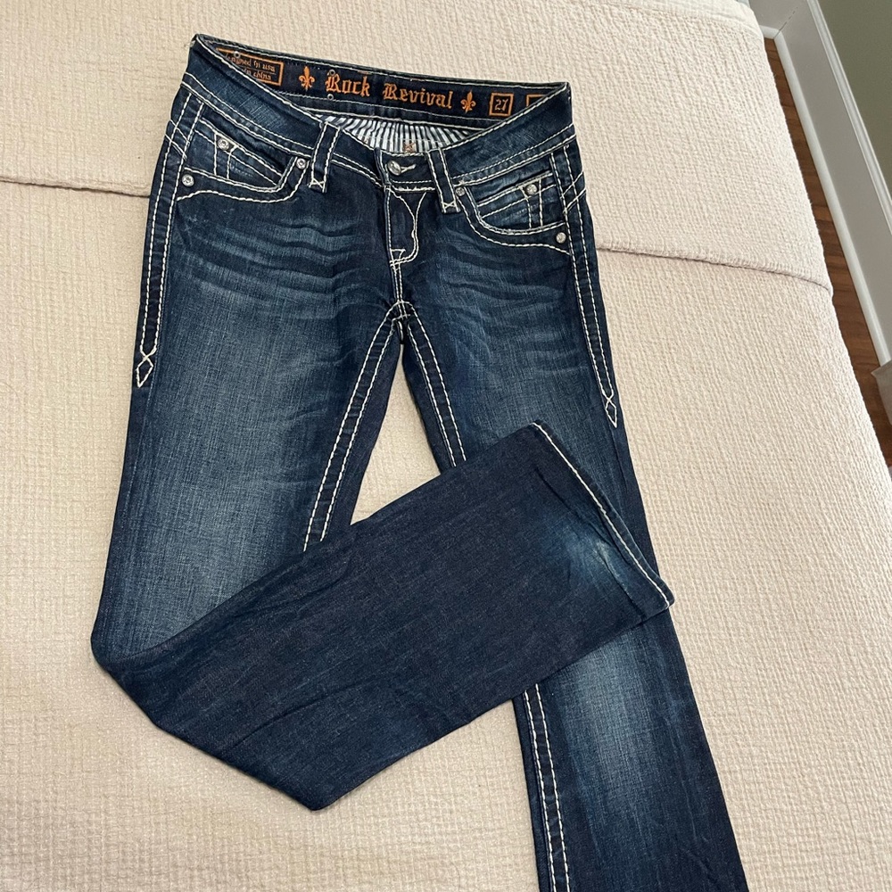 Rock revival jeans, barely worn. Good condition.